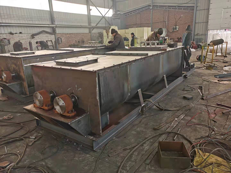 加长加湿搅拌机