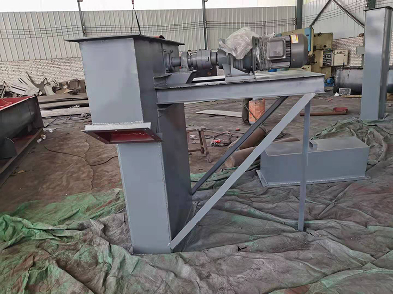 钙粉斗式提升机